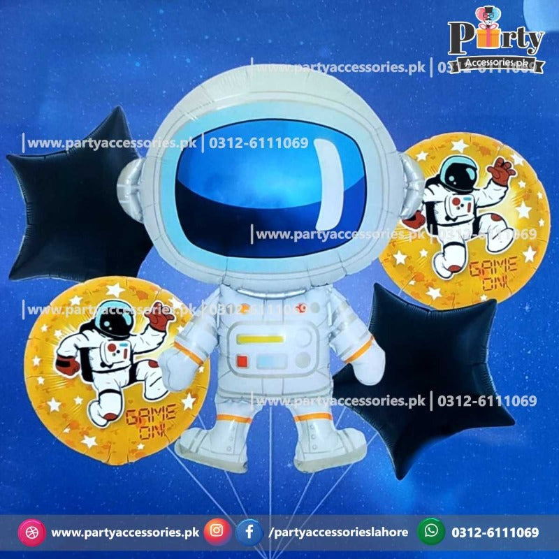 OUTER SPACE 5 PCS FOIL SET